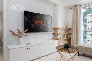 Virgo Nest Rentals - Avida Riala IT Park - City View