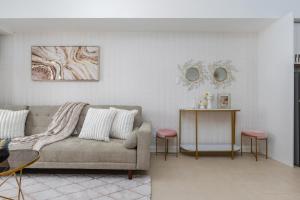 Virgo Nest Rentals - Avida Riala IT Park - City View