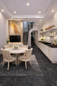 YA Apartment 4BR 5 Beds Full Amenities