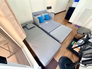 Prisma Pasig Gateway with Balcony and Wifi