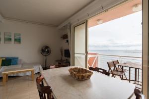 SeaFront Apartment Marsascala
