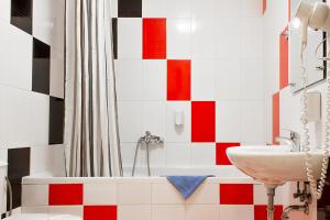 Royal Court Legerova