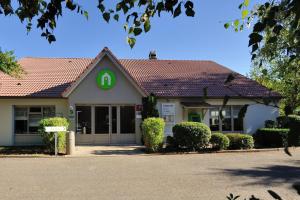 Hotels Campanile Orleans Ouest ~ La Chapelle-St-Mesmin : photos des chambres