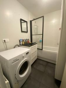 Chambre privée en colocation - 30 min de Paris
