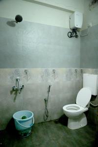 Hotel Pink Palace - Triplicane, Chennai