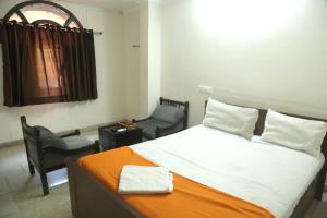 Hotel Pink Palace - Triplicane, Chennai