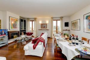 Gardastar La stella del Lago DesenzanoLoft Official Partner Homes & Villas by Marriott Bonvoy