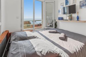 LAzur - Seaview - AC - Tram - WIFI - Airport