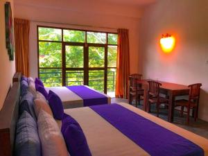 Red lettter hotel