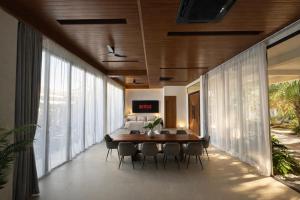 Sea View Wellness Villa - Private Sauna & Gym