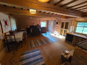 Männiku Metsatalu puhkemaja Vidiit