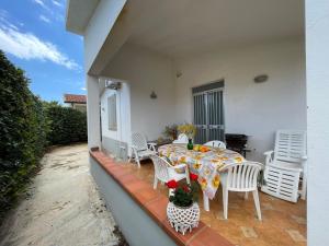 Villa Robinia, a 250m dalla spiaggia di San Lorenzo