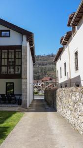 Casa Vizcaya, Casa rural para grupos de hasta 20 personas en Lanestosa, ideal para reuniones y celebraciones tranquilas