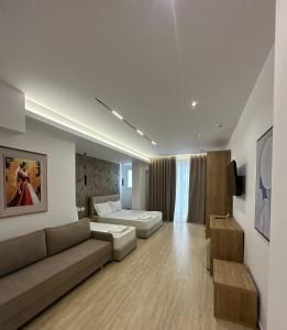 Moonlight Hotel