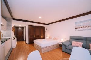 Estilo y calidez en el centro by CABANA Rentals