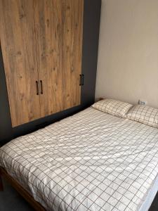 AdaSuites Spacious Family Apartment with Balcony 120 m2