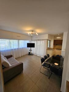 Juan-les-Pins 2-room apartment