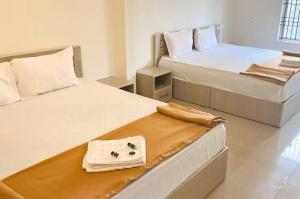 Mistyloft by East West