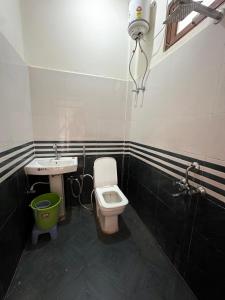 Riskla hotel Near-Ram Mandir 700M