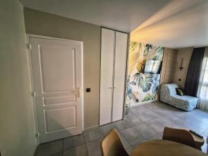 Cocoon, Pool, 5 Minutes from Disneyland Val dEurope, Paris