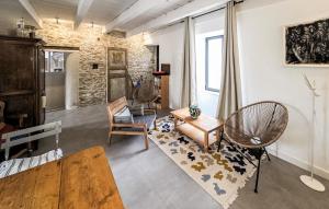 1 Bedroom Stunning Home In Villeneuve En Retz