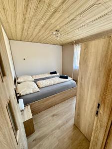 Adrspach family apartment