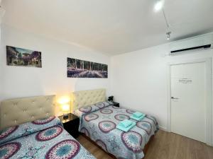 Rooms in Apartment Borrell