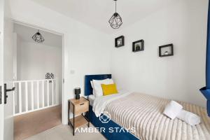Spacious 3 Bed House in Reading by Amber Stays, Perfect for Business & Contractors, FREE Parking!