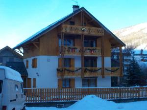 Appartement cosy avec balcon et parking - 4 pers. - FR-1-263-109