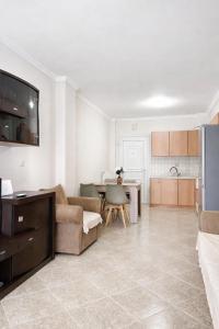 Pefkochori Apartments