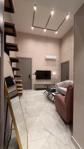 102 tara-JRE Al Lweibdeh 2BDR duplex apartment