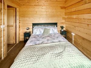 Wind Hall Log Cabin