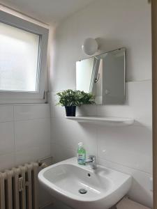 Kehl city center with parking right middle