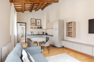 Cesena Piazza del Popolo Design Living