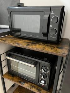 Spacious 2-Room Flat Near Metro Mall