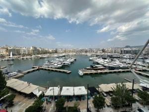 Serenity View Apartment - Marina Zeas