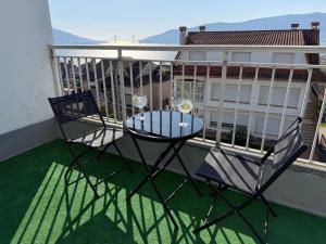 Casa VOL - Piso 2 Terraza con vistas a la Ría, Camino Portugués