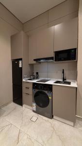 107 tara-JRE Jabal Al Lweibdeh with stunning view
