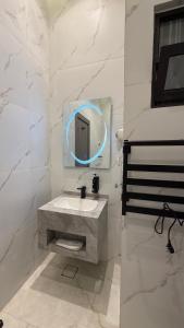 108 tara-JRE Jabal Al Lweibdeh with stunning view