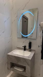 108 tara-JRE Jabal Al Lweibdeh with stunning view