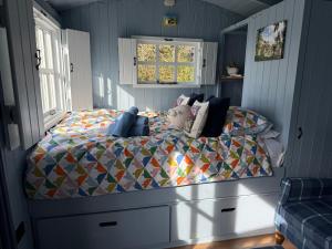 Bluebell Shepherds Hut