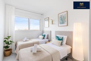 Punta Vista, 2-BR Sea View Apt, Pool, Punta Prima