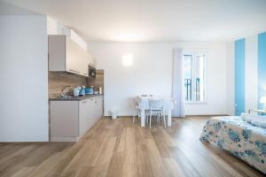 La Mansarda - Private Parking in the City Center
