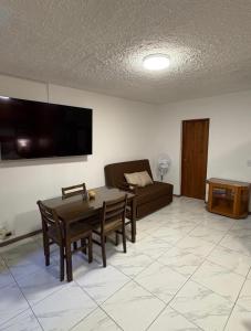 Cozy 1-Bedroom Apt for 4 in Central Miraflores