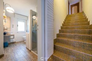 Seaside Villa Apartment with Beach Access