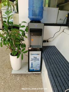 Chiefs Villa Malapascua Island Dorm with Hot Shower & Outdoor Kitchenette