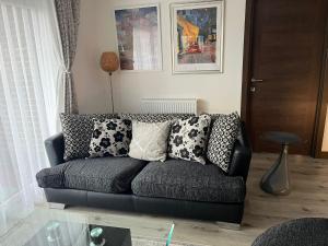 Host-Free Ensuite Double Bed by Heathrow