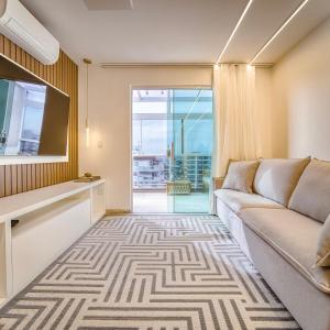 Exclusividade e Luxo com Jacuzzi Perto da Praia