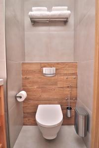 Arden Polanka -- Near Old Town, Malta, and Posnania