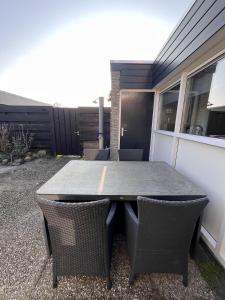 Lovely vacation home 2 km from the beach!